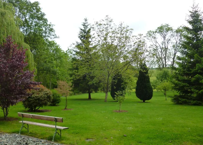 De Charme Proche Le Mans Avec Jardin, Parking, Et Bien-être - Fr-1-410-205 * Coulans-sur-Gée